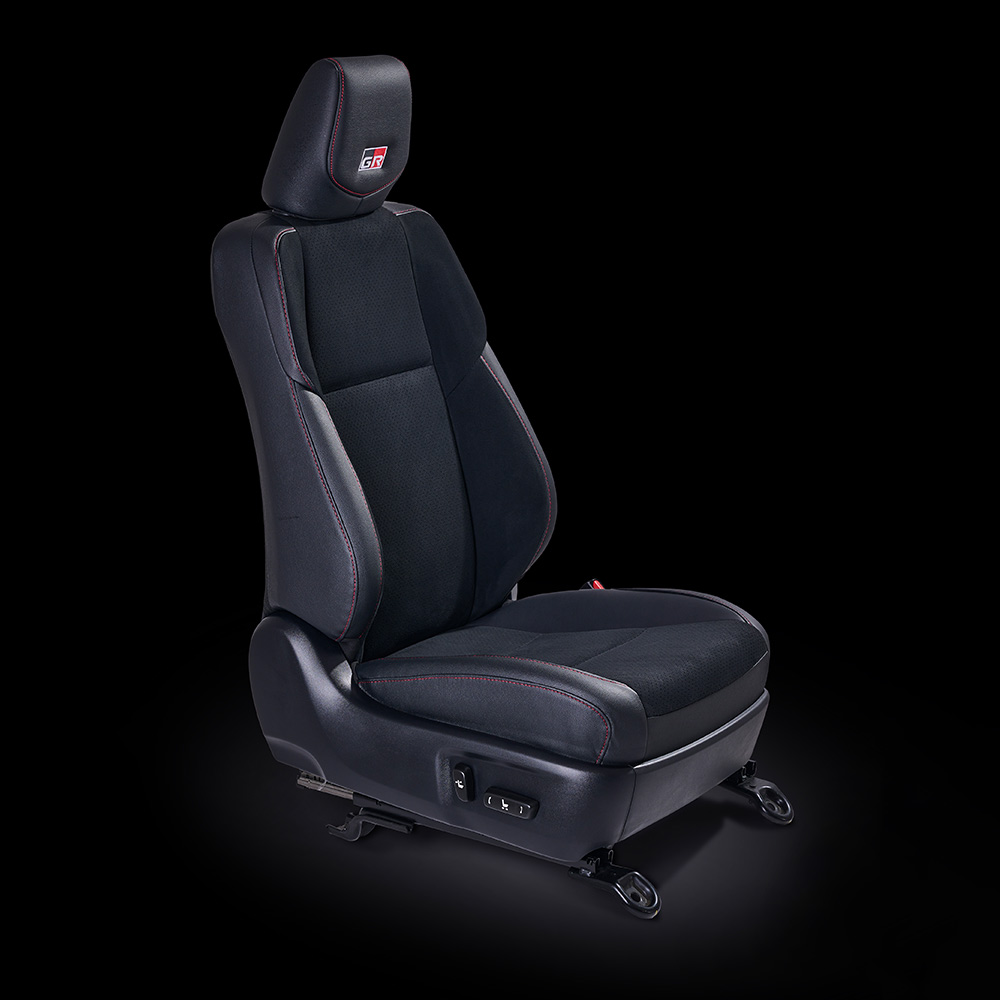 8-Way Power-Adjustable Front Row Seats